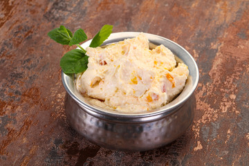 Curd with dry apricot