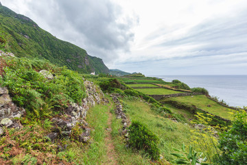 Fototapeta premium Hiking trail in Flores