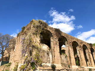 Naklejka premium Ruins of the Church 