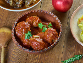 Belgian Boulettes sauce tomate