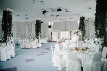 decoration of the banquet hall on the wedding day