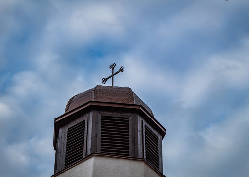 Cross