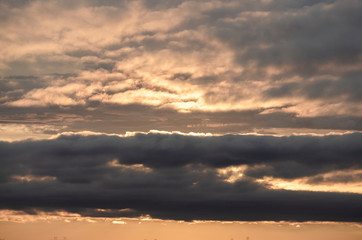 nuvens por do sol