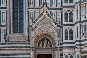 Fototapeta na wymiar Basilica di Santa Maria del Fiore (Basilica of Saint Mary of the Flower) in Florence, Italy. Florence Duomo is one of main landmarks in Florence.