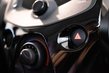 Fototapeta premium Détail d'éléments carrosserie et moteur d'un véhicule