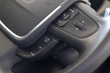 Détail d'éléments carrosserie et moteur d'un véhicule