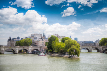 Fototapeta premium bridge and building at the historical center