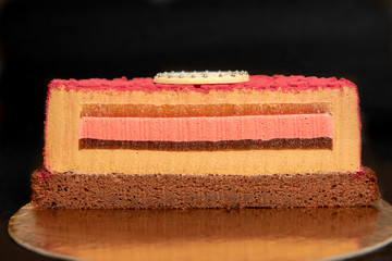 multilayered cake with four insertions