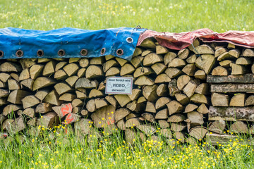 Brennholz Lager viodeo überwacht © focus finder