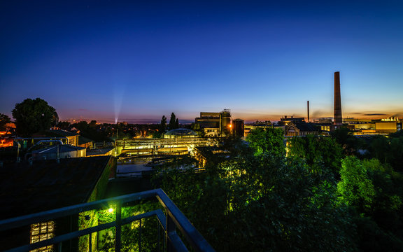 Industrie zur goldenen Stunde