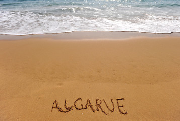 Fototapeta na wymiar Algarve sign on the beach of Lagos