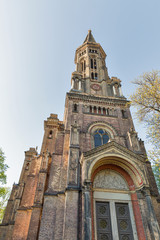 Fototapeta na wymiar Zionskirche in spring in Berlin, Germany