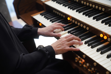 Obraz premium エレクトーン奏者