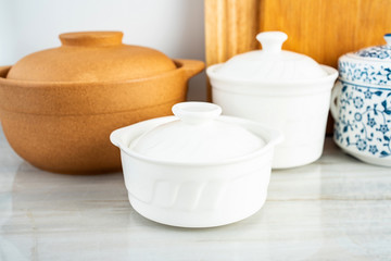 Fototapeta na wymiar Chinese health soup ceramic stew casserole casserole background material