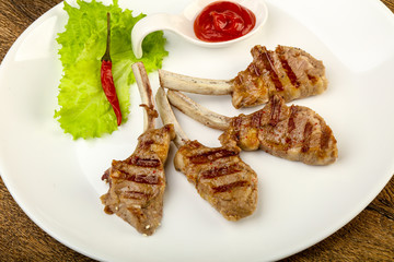 Grilled lamb