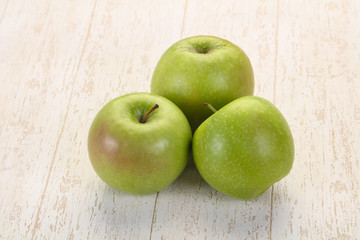 Green ripe apple