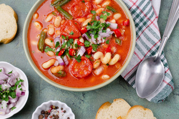 Thick vegetable soup with pasta