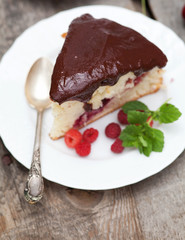 cherry cake chocolate glaze