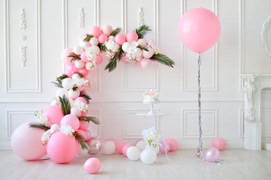 Composition of  balloons.  Decorations for holiday party. 