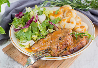 Roasted pork, noodles and salad
