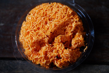Sweet & Sour crispy rice noodle vermicelli in clear plastic box
