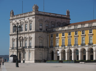Fototapeta na wymiar Arco da Rua Augusta at Praca do Comercio