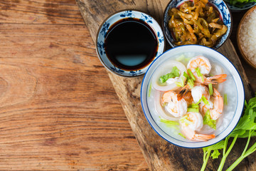 Nutritious and delicious seafood porridge，Rice shrimp scallop porridge