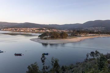 Coast of the low estuaries