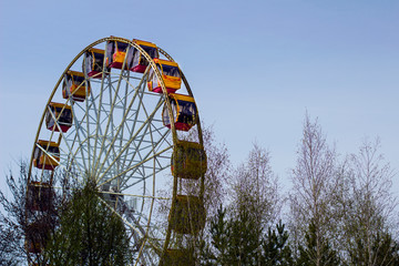  ferris wheel in amusement park