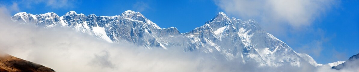 mount Everest and Lhotse - Nepal Himalayas mountains - obrazy, fototapety, plakaty