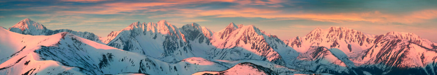 Fototapeta na wymiar Winter Tatras in Eastern Europe
