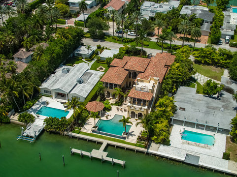 Aerial photo luxury Miami mansions
