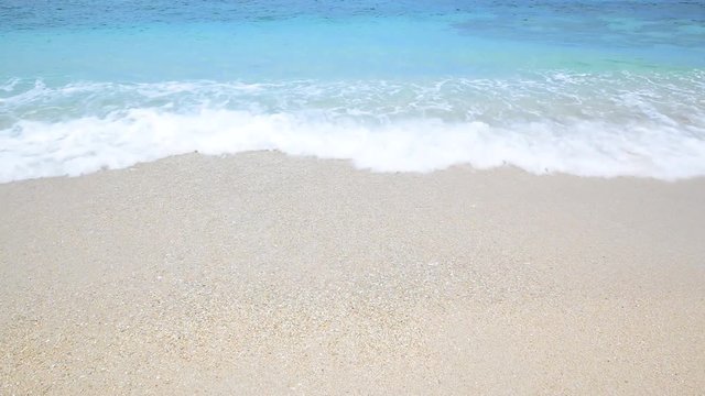 南国の美沖縄, 4k,ビデオ,動画,映画,スロー,自然, 風景, 景色, 海,ビーチ, スローモーション,日本,水,波,夏, 旅, 旅行, 沖縄県, 観光, 日本人, リゾート, リゾート地, 癒し, 健康, 美容, 幸福, 幸せ, 喜び, 夏休み,リラクゼーション, 休暇, 休日, ヒーリング, 南国, 楽園, パラダイス, アウトドア, きれい, 美しい,さわやか, 明るい, 健康しいビーチ	