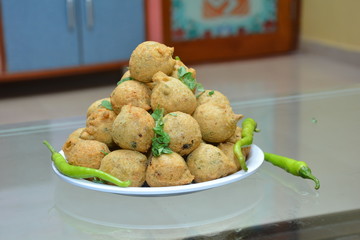 Methi na Gota Recipe, Popular Indian street food, Gujarati snack