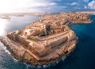  Fort St Elmo, Valletta, Malta, luchtfoto. Valletta is de meest zuidelijke hoofdstad van Europa © CatHouseProduction