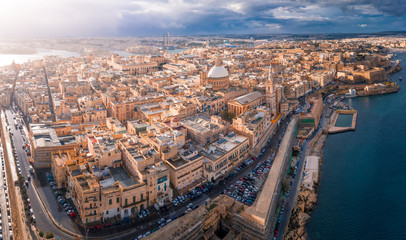 Obraz premium City of Valletta, capital of Malta, aerial view, island in Mediterranean sea