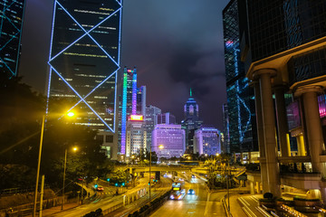香港 中環（セントラル）・金鐘  高層ビル群 夜景 曇天