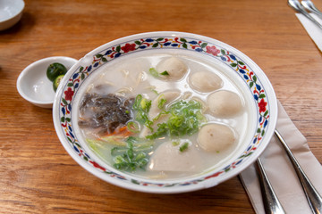 popular Singaporean fish ball noodle