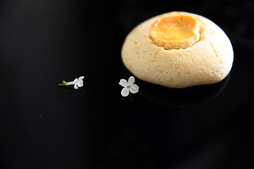 Azerbaijan national sweet  is sweetbread or shekerchorey