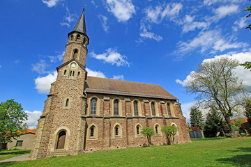 Fototapeta na wymiar Dorfkirche Rätzlingen (1838, Sachsen-Anhalt)