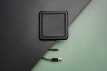 black usb qi wireless charger