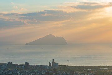 Obraz premium Beautiful sunrise of Guishan Island