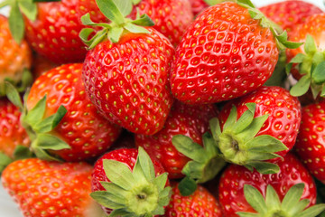 Shoot strawberries up close