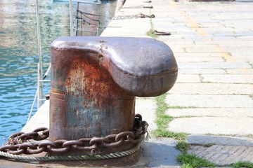 old rusty water well