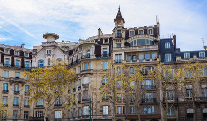 Fototapeta premium Beautiful facades of historic buildings of Paris France