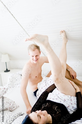 Josh duhamel nicole forrester sex scandal Muscular old mans nude