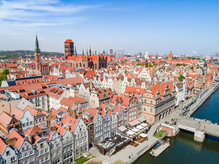 Gdańsk z lotu ptaka - stare miasto z rzeką Motławą. © art08