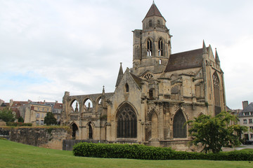 Fototapeta na wymiar Le Vieux-Saint-Etienne church - caen - france