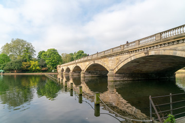 Fototapeta premium アーチ橋