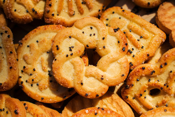 Naklejka premium crackers in bowl